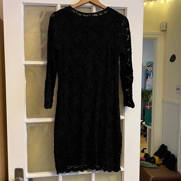 Elegant Black Lace Maternity Dress - Picture 6 of 6